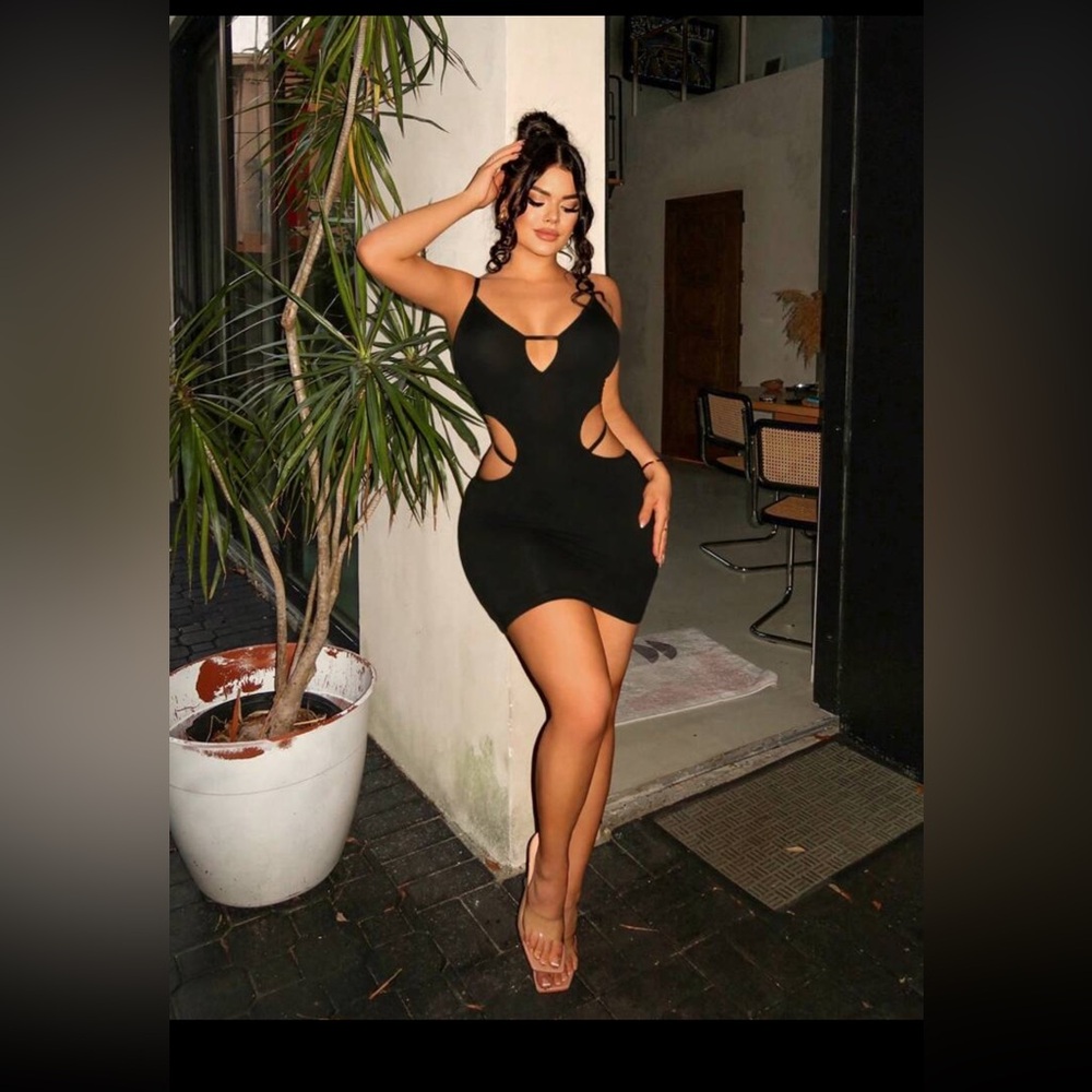 Black Cutout Bodycon Dress